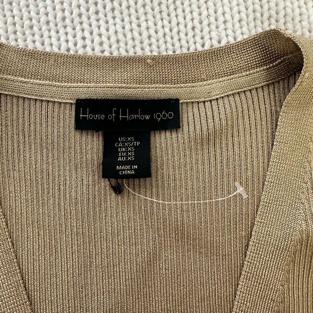 House of Harlow 1960 Tan Sleeveless Sweater Vest Top Size XS - Picture 2 of 4